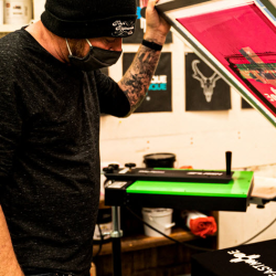 Digital Silk Screen