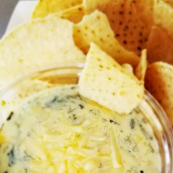 Cheesy Spinach Dip