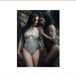 Bestfriend Budoir Shoot