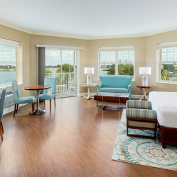 Lakefront Grand Suite