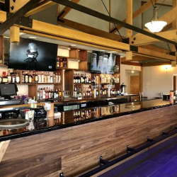 Columbia Portage Grill Restaurant & Portage Bar