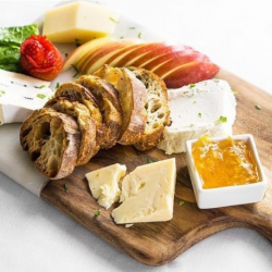 Appetizers & Shareables