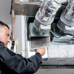 Ventilating & Air Conditioning Service