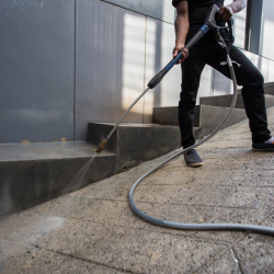 High–Pressure Water Jet Line Cleaning