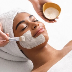 Facial with Mask