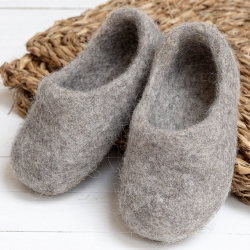 Viktorija of VASlippers 