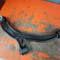 Lower Control Arms Replacement