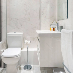 Luxury Linens, Towels and Toiletires