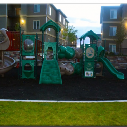 Close to Schools, Shopping and Community Playground