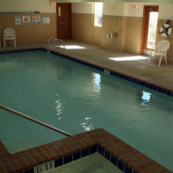  Indoor Heated Pool & Jacuzzi