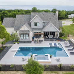 Lounging Pool & Entertaining Area