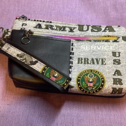 Wristlet 