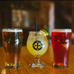 Brunch Cocktails & Pitchers