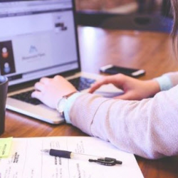 Greater L.A. REALTORS E-Library