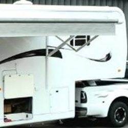 RV Body Repair and Painting