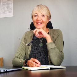 Convenient Global Remote Service 