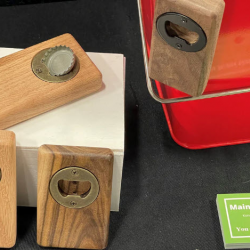 Magnetic Hardwood Bar Key