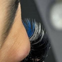 Color Lashes