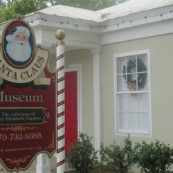 Tours Of Santa Claus Museum