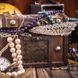 Vintage Accessories