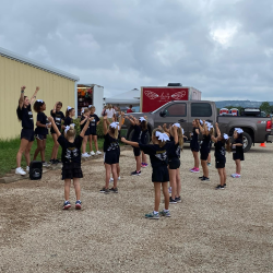 Mini Cheerleaders