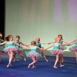 Pre-dance/Tumbling (Ages 3-4)