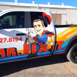 Vehicle Lettering & Wraps