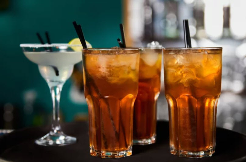 Alcoholic and Soft Beverages