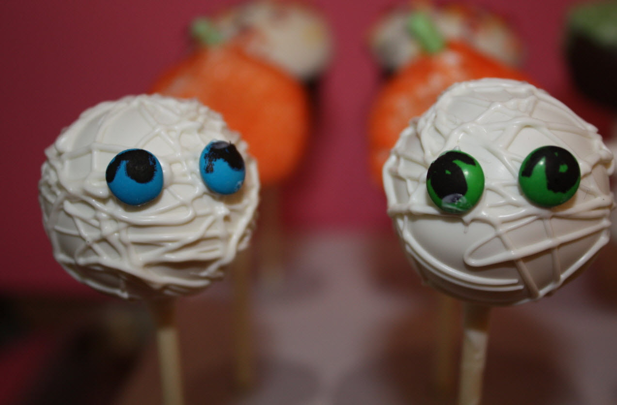 Cake Poppers