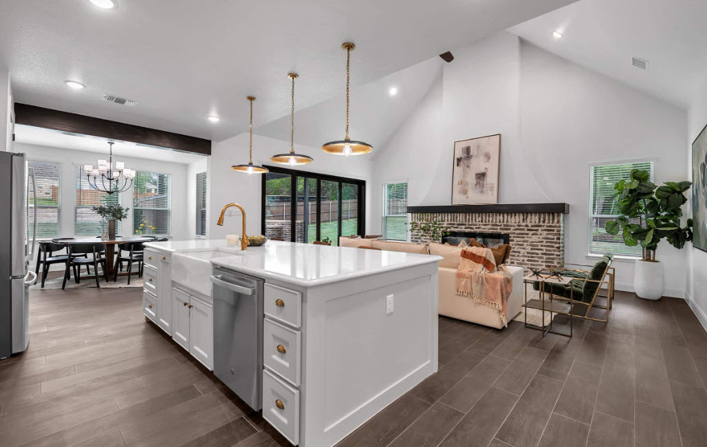  Model Homes