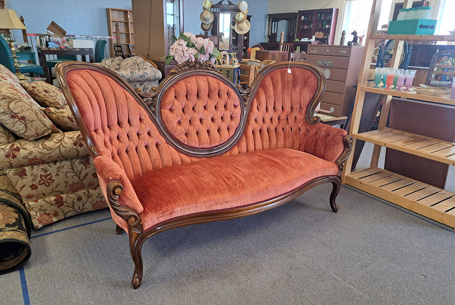 Furnitures