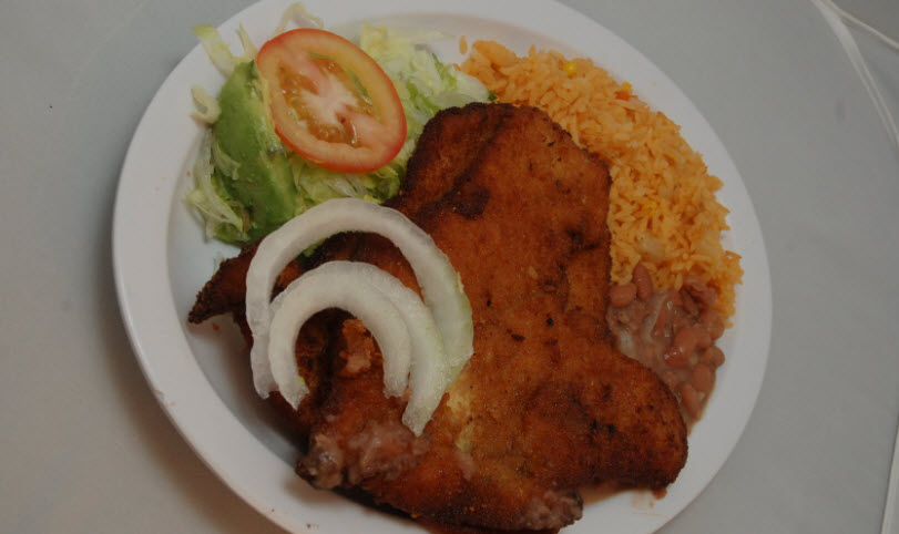 Milanesa De Pollo (Breaded Chicken)