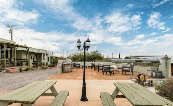 Picnic in the Desert Package