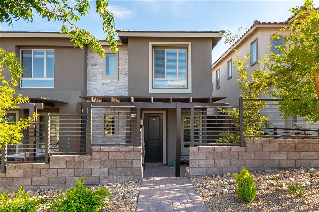Condo/Townhouse Properties