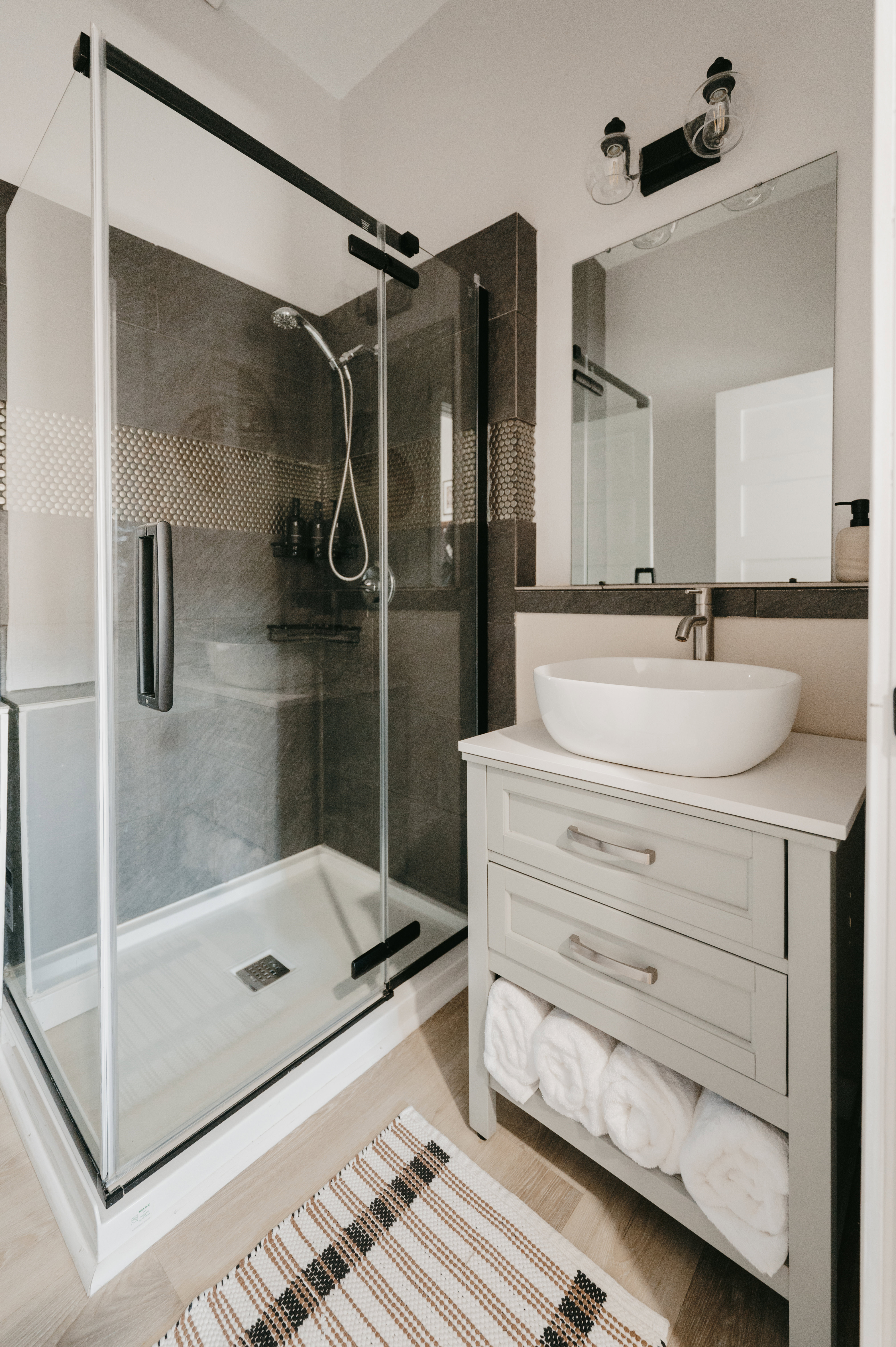 Modern Bathroom