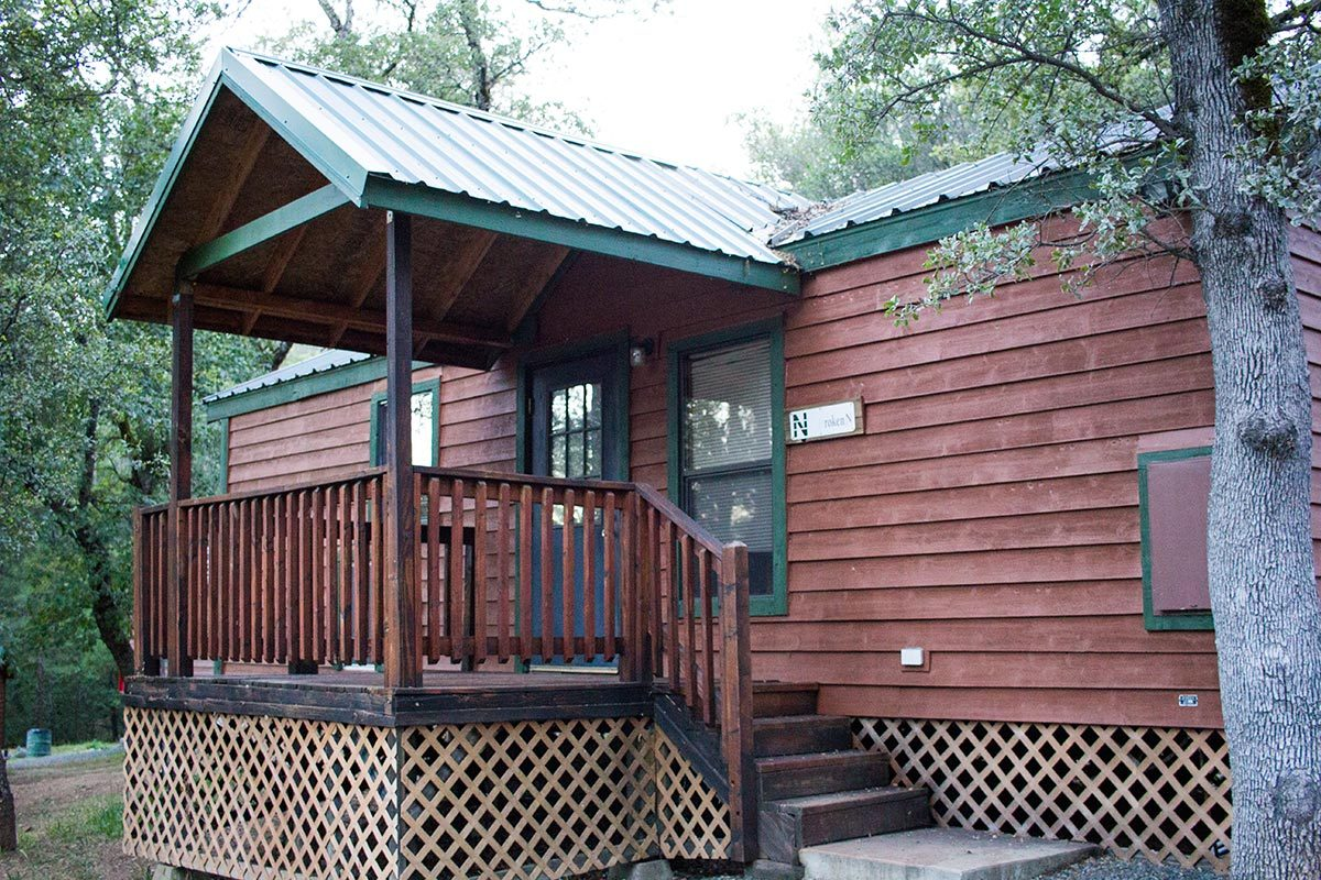 Deluxe Retreat Cabins