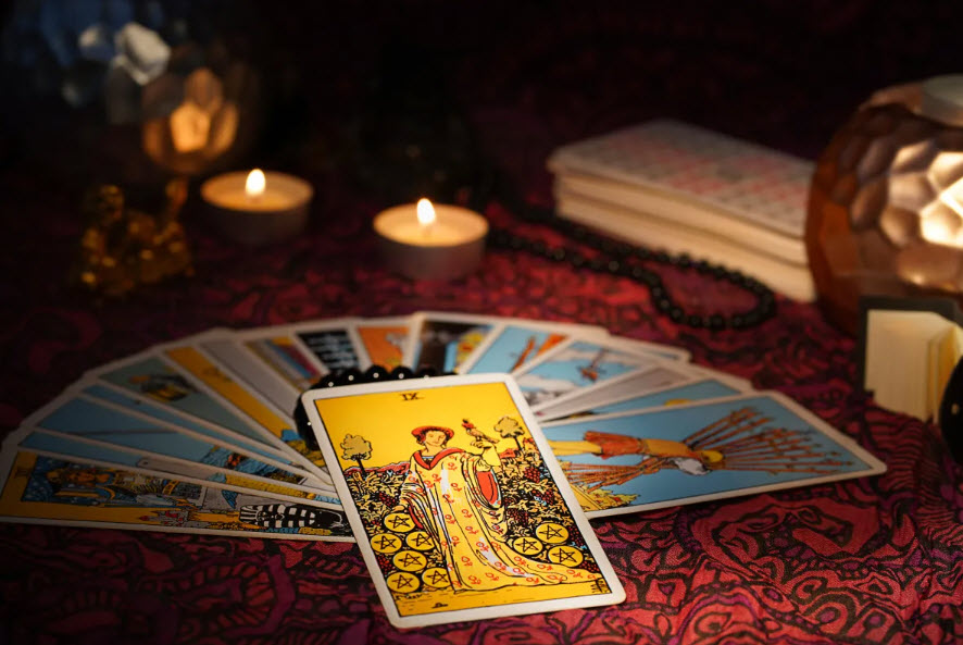 Tarot Reading Entertainment