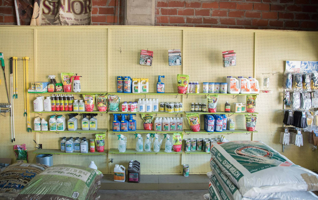 Lawn & Garden Supplies