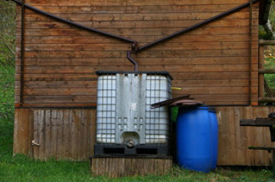 Rain Barrels & Cisterns