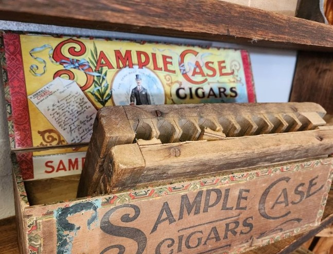 Tobacco Collectibles