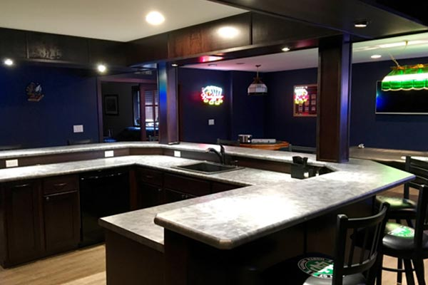 Desks and Hutches