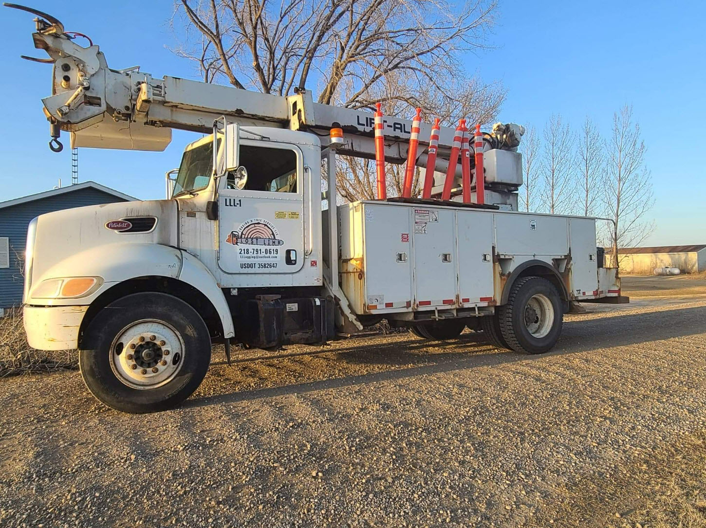 50 ft Bucket Truck