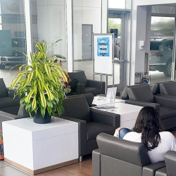 Volkswagen Service Center 