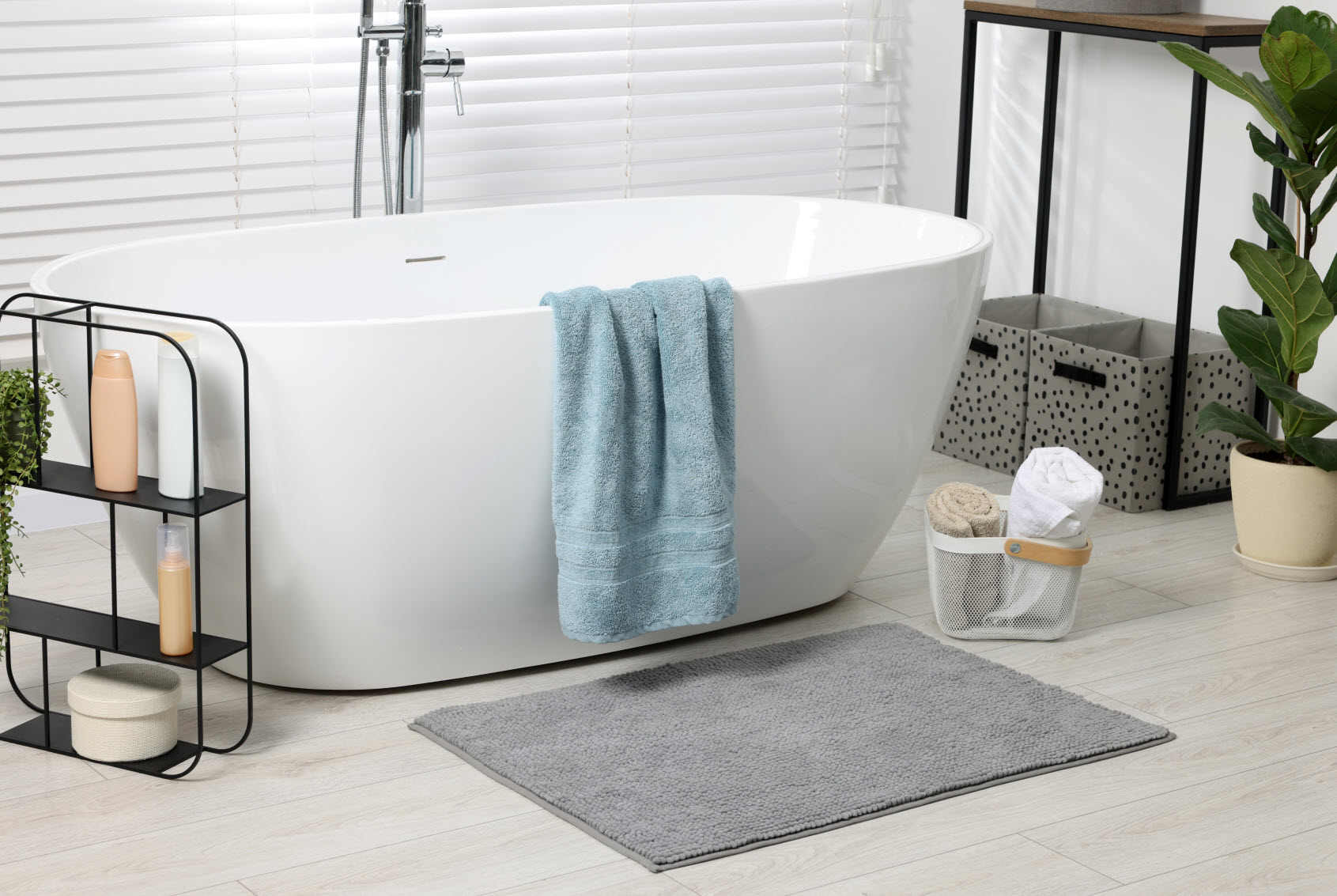Bathrooms with Bathtubs