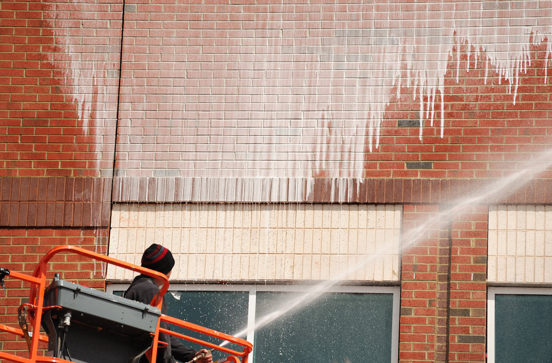 Building Exterior Cleaning