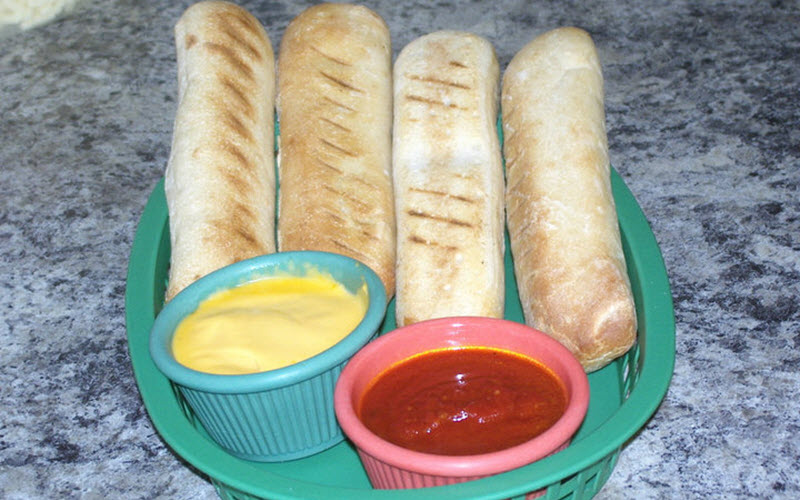 Breadsticks & Garlic Knots