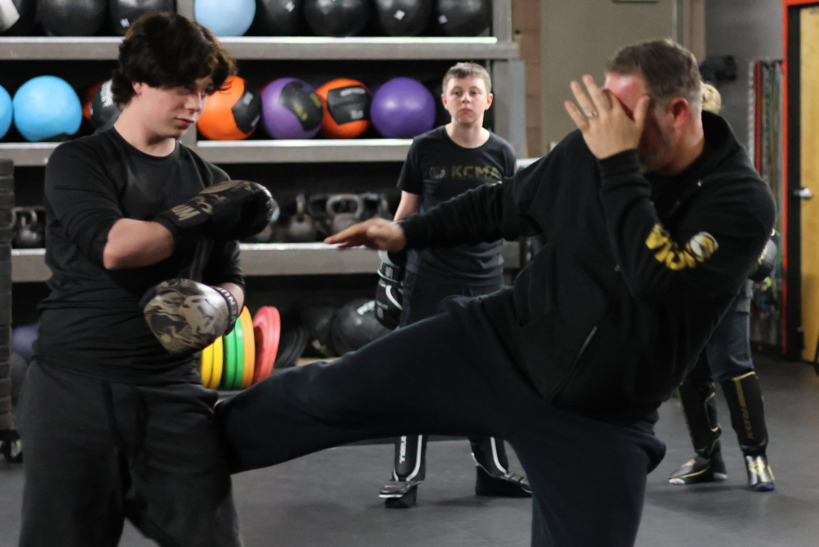 Teen/Adult - Kickboxing