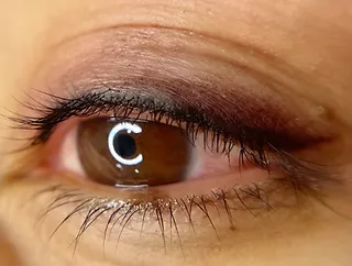 Upper Lash Enhancement Eyeliner