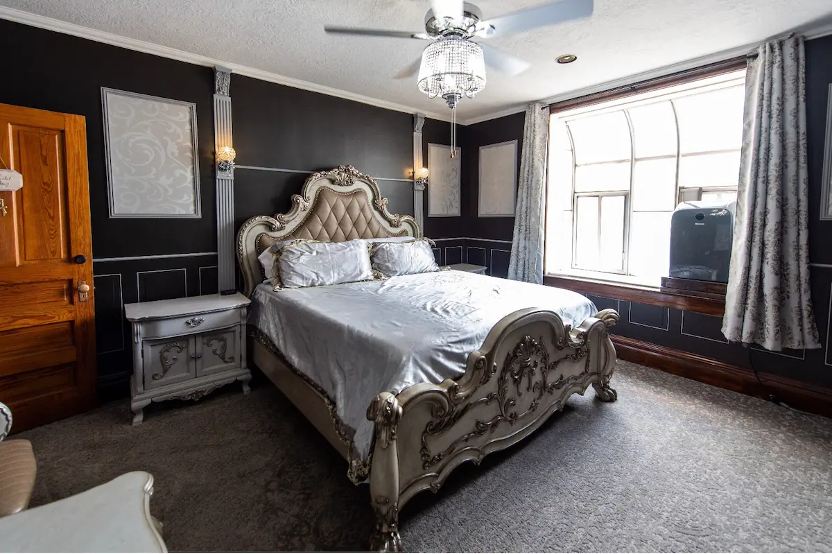 King Suite