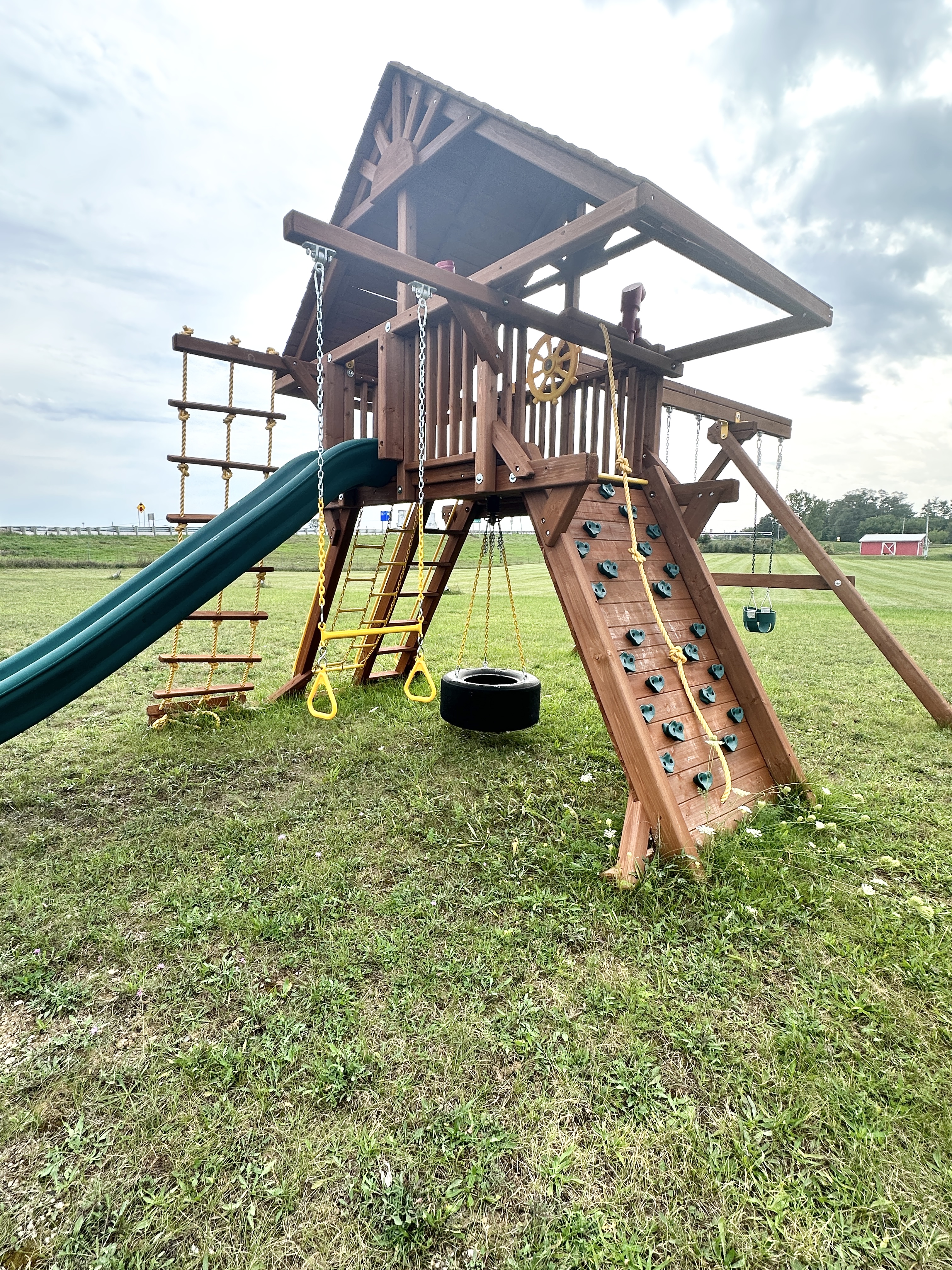 Rainbow Play Systems